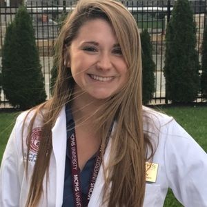 Meet your Posher, Danielle